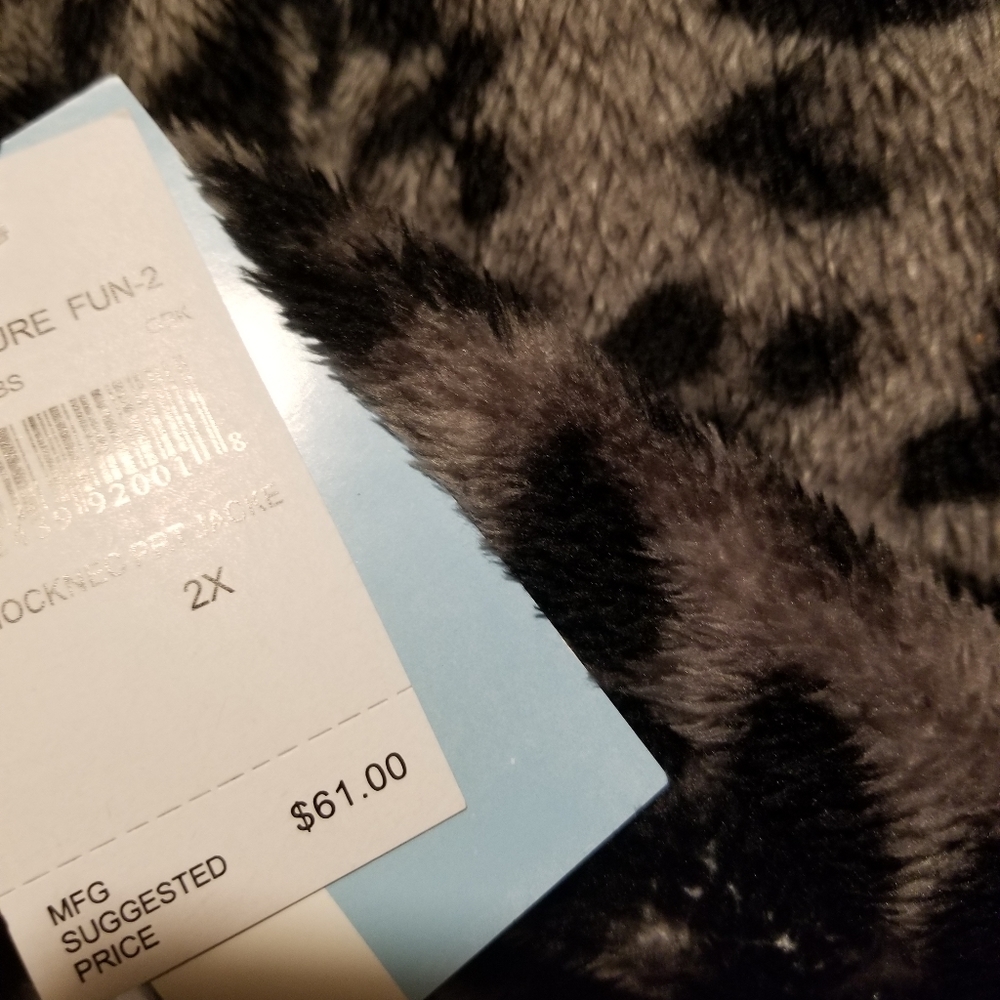 SZ 2X 3X LEOPARD FLEECE NWT - Picture 5 of 5